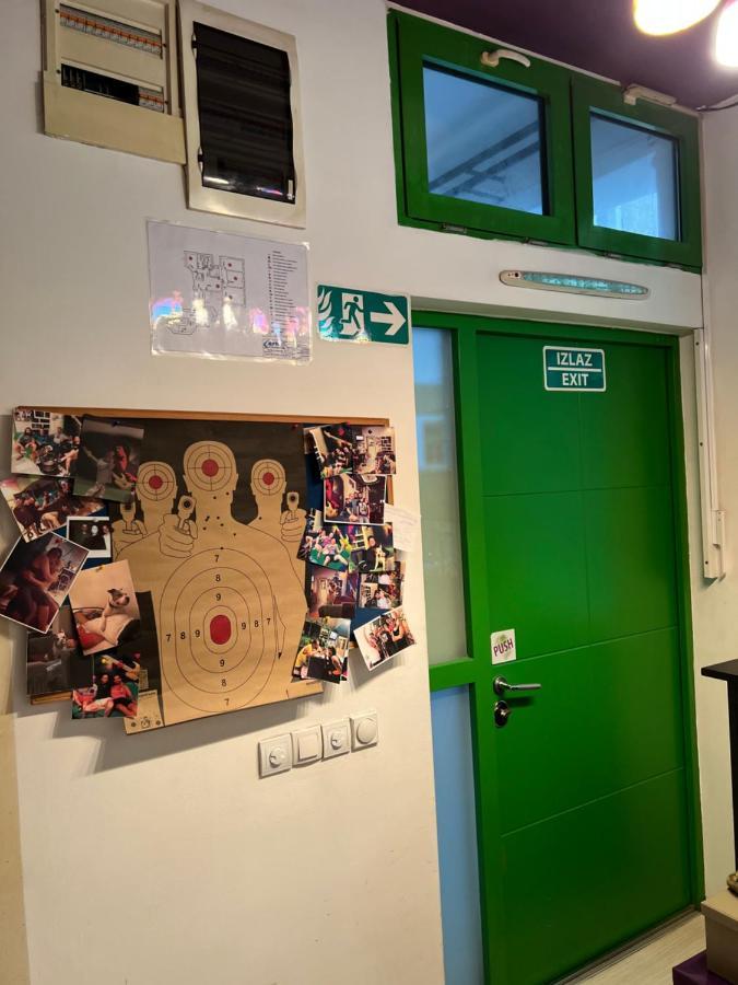 Pop Art Hostel Belgrade Luaran gambar